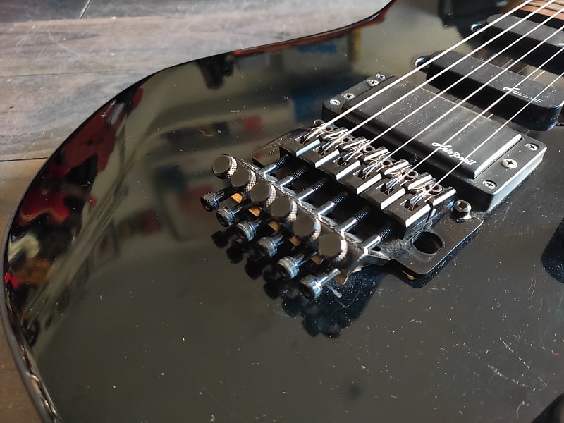 Aria Pro II The Warrior WR503 Superstrat Floyd Rose Electric