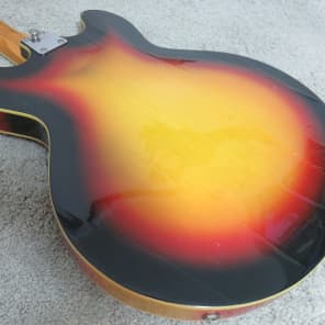 Vintage 1966 Vox Bobcat Guitar Sunburst Very Clean 3 Pick Ups Tremolo Wow image 11