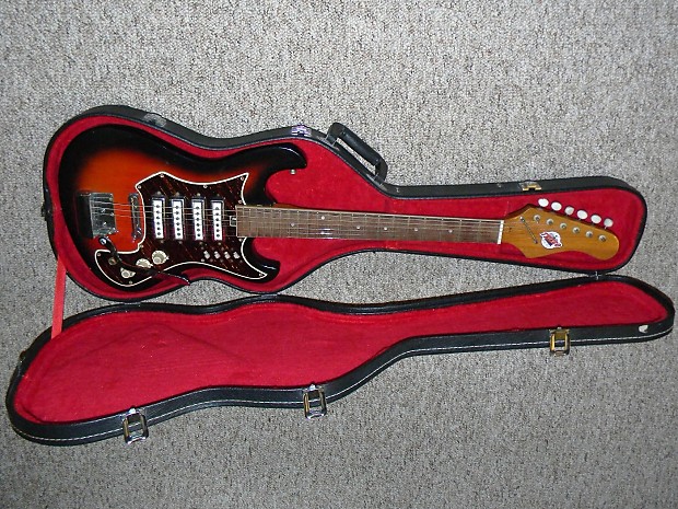 TEISCO Sunburst Vintage 1968 Four Pickup Tremolo EG Guitar