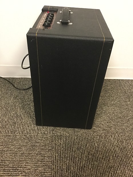 Vox T-25 bass guitar amp | Reverb