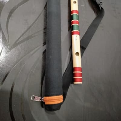 C Scale Bansuri Flute | Professional Flute in Medium C Scale | Musical Indian Flute Gift Ideas | Western Music | C Flute for beginners C Medium for beginners  2022 Natural Bamboo with glossy finish image 1