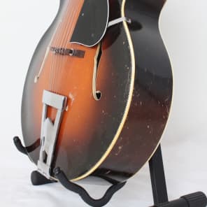 1938 Regal Prince Archtop Guitar Sunburst w/case - All original - Very rare! - image 5