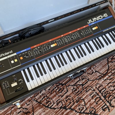 Roland Juno-6 Polyphonic Synthesizer 1982-1984