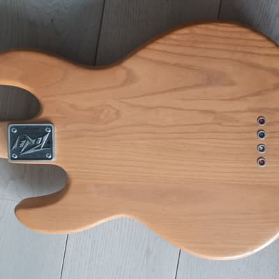Peavey T-40 with Maple Fretboard 1978 - 1988 - Natural image 8