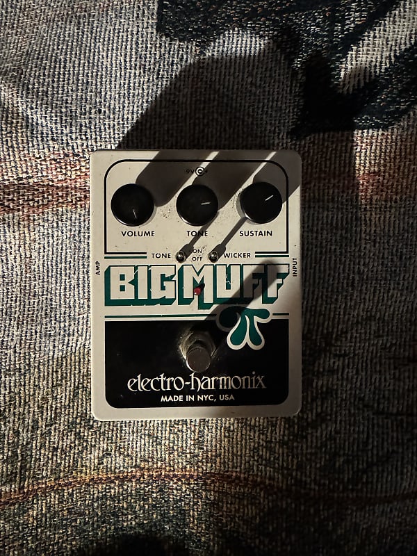 Electro-Harmonix Big Muff Pi with Tone Wicker Distortion / Sustainer 2008 - Present - White / Black / Green image 1