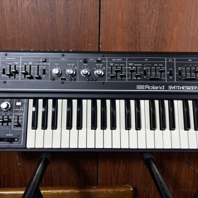 Roland SH-2 vintage analog synthesizer Perfect Working w/ gig bag