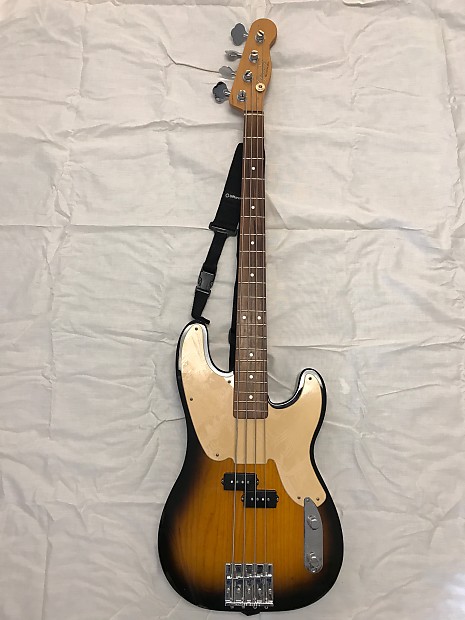 Fender Precision Bass - Mike Dirnt (Green Day) Signature