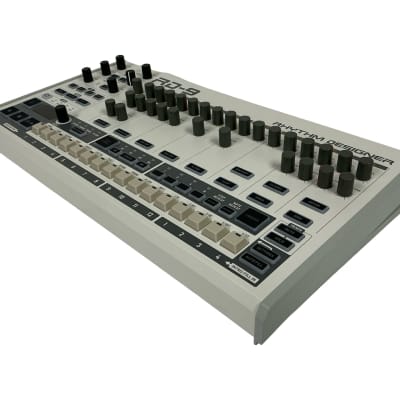 BEHRINGER RHYTHM DESIGNER RD-9　TR-909 Stand by for the new Behringer RD-9 Rhythm Designer to ship