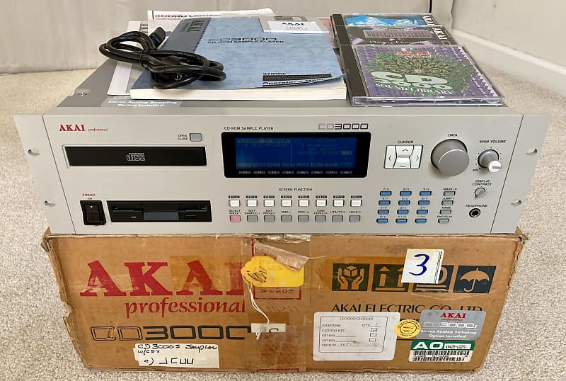 AKAI CD3000 S | Reverb