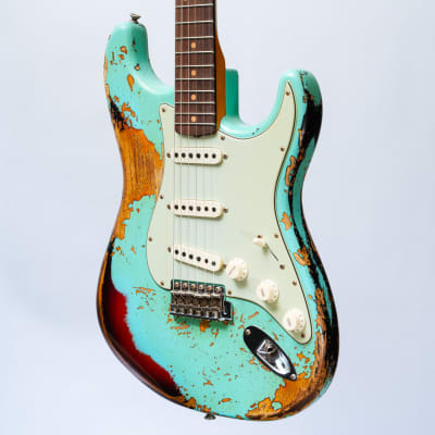 Fender Custom Shop Stratocaster '63 Super Heavy Relic 2024 - Super Faded Aged Surf Green over 3-Color Sunburst image 1