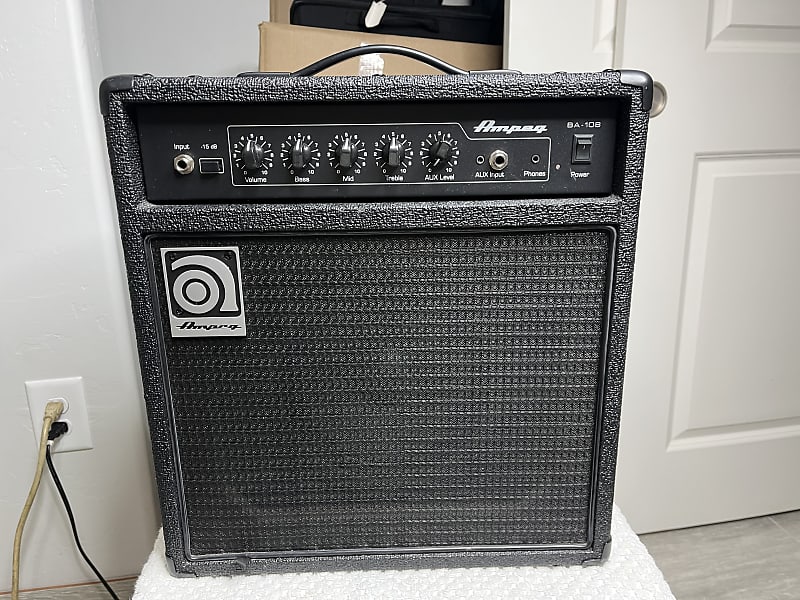 Ampeg BA-108v2 20-Watt 1x8