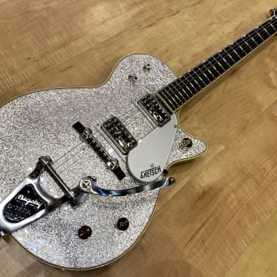 Gretsch G6129T-59 Vintage Select ’59 Silver Jet with Bigsby TV Jones Silver Sparkle image 7