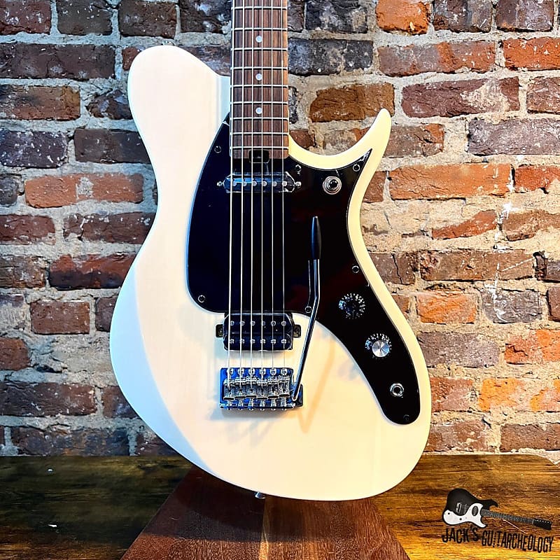 Aria Pro II Jet B'Tone Baritone (2023 Translucent White) Reverb