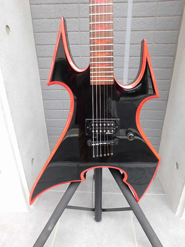 B.C. Rich AVENGE SON OF BEAST - Black and Red