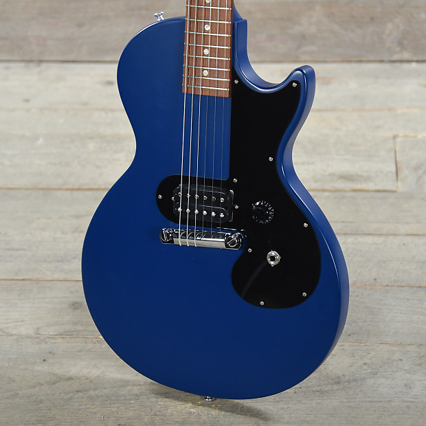 2011 Gibson Melody Maker Les Paul Electric Guitar Satin Ebony Finish |  Cream City Music