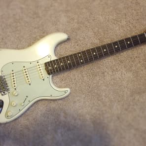 Fender Road Worn 60s Stratocaster Olympic White | Reverb