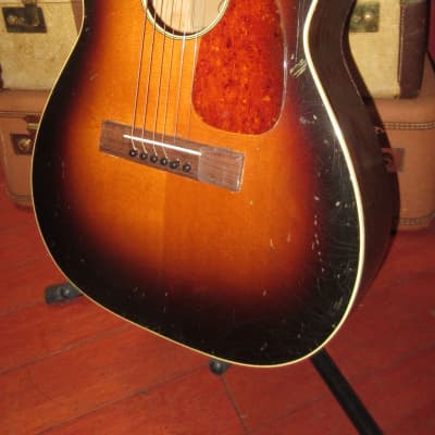 1968 Levin Goya M-22 Small Bodied Acoustic Sunburst for sale
