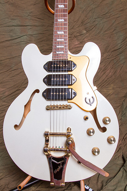 Epiphone Riviera P-93 Custom Pearl White, Gold Sparkle | Reverb