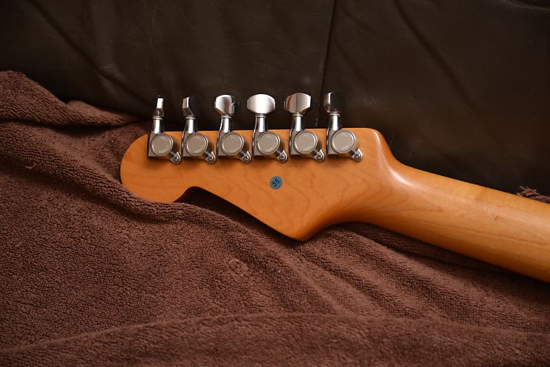 Squier By Fender Stratocaster Made In Japan - 