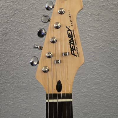 Peavey Raptor Custom SSS Electric Guitar with Killswitch image 4