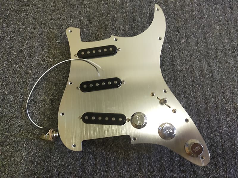 Stratocaster Aluminium Loaded Pickguard With Noiseless Bill