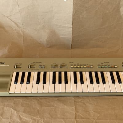 Yamaha  PortaSound PS-300 37-key keyboard synth 80s EC