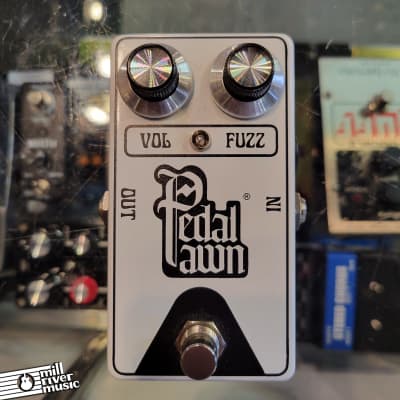 Pedal Pawn Fuzz | Reverb