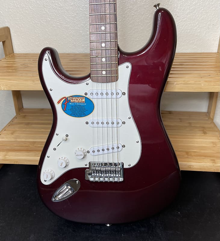 Fender Standard Stratocaster Left-Handed 2006 - 2017 | Reverb