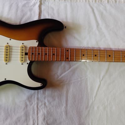 Hondo Stratocaster 70's 
