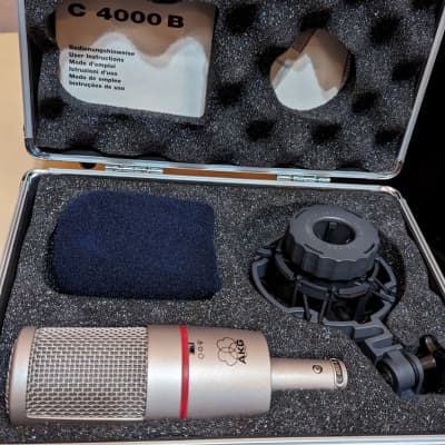 Akg d2000 online