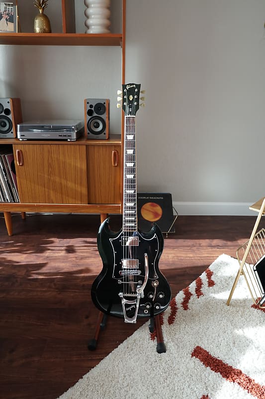 Gibson SG Standard T 2016 Ebony With Bigsby and Upgrades