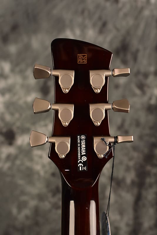 Yamaha RS502TFM Revstar Faded Japanese Denim Flame Maple Top