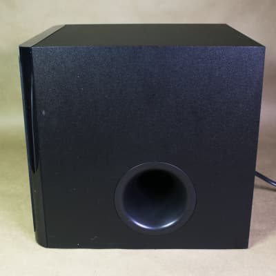 Yamaha NS-SW40 Powered Subwoofer - 45 Watts - Surround Sound - Excellent Condition image 6