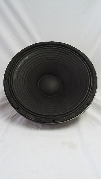 Mackie SRS1500 15