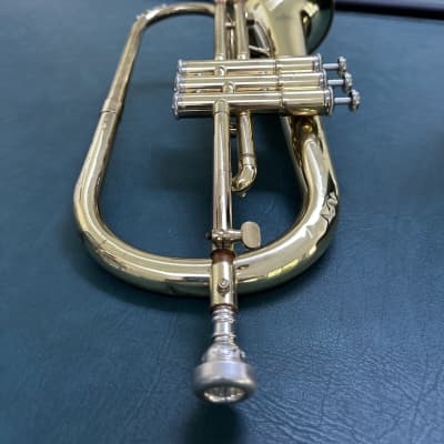 Yamaha YFH-231 Flugelhorn w/Case and a Bach 8C FH Mouthpiece