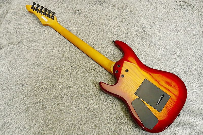 1994 made Aria Pro II Magna series MA38-CS Beautiful Ash