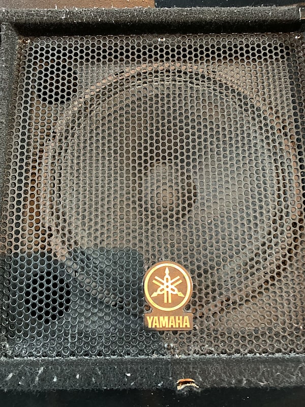 ヤマハ YAMAHA Concert Club V Series SM12V Yamaha SM12V 350W 12 inch Club V Series Floor Monitor | Sweetwater