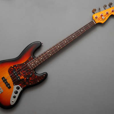 Fender Classic Series '60s Jazz Bass Lacquer / Rosewood / Nitro Sunburst / Celluloid / Fralin Split Jazz image 4