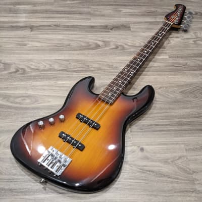 Lefty 2003 History Jazz Bass Special 3-tone sunburst with OHSC - Made in Japan image 3