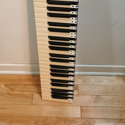 Kurzweil K2000 keybed