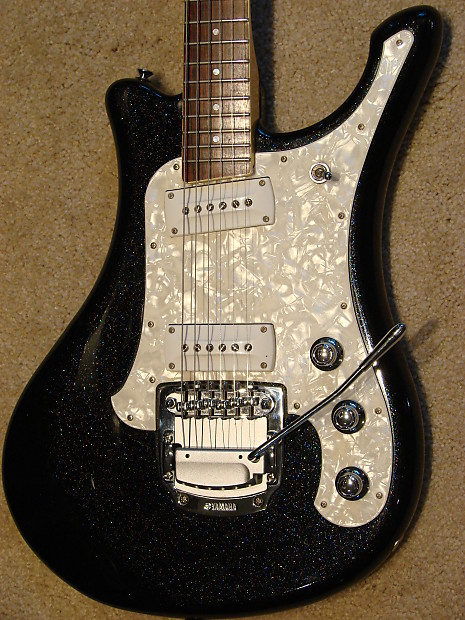 RARE Yamaha SGV 800 Electric Guitar Black Sparkle Tremolo
