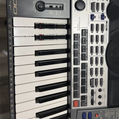 Yamaha PSR-9000 61-Key Arranger Workstation 2000s - Gray