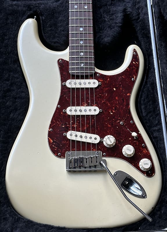 2011 Fender USA Stratocaster Deluxe Pearl White with S1 | Reverb