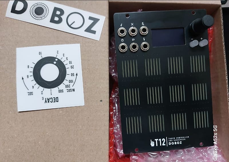 Doboz T12モジュラーシンセ