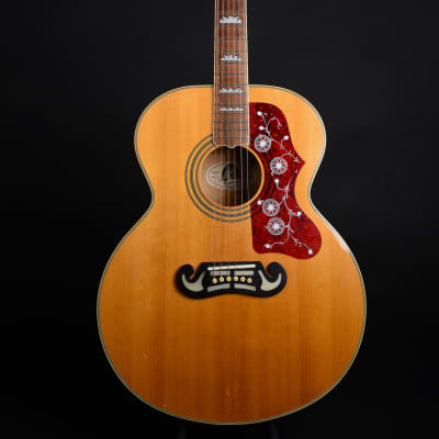 Epiphone EJ-200 - Natural Reviews | Sweetwater
