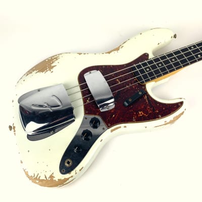 一番の Fender Custom Shop 61 Jazz Bass ハカランダ指板 ベース