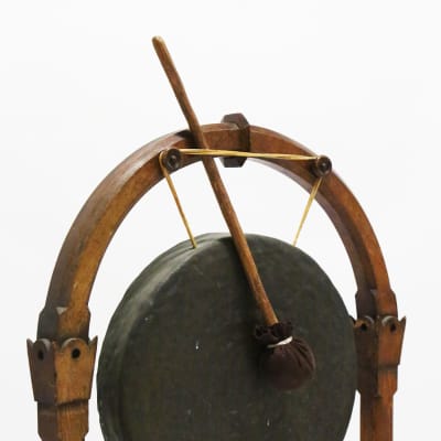 Victorian Era Gothic Revival Dinner Gong 14” Brass Cymbal & Oak Frame Stand Rare Vintage Percussion w/ Mallet image 2