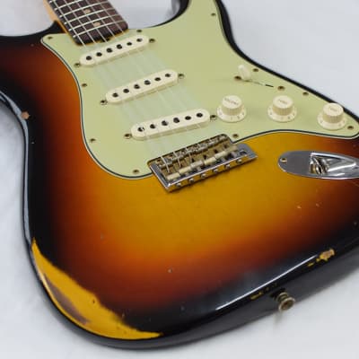 Fender Stratocaster 60 Relic 3TSB LTD image 11