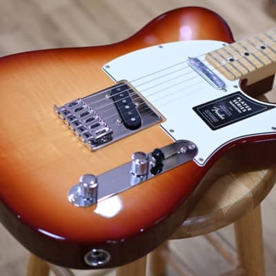 Fender limited edition player telecaster plus on sale top sienna sunburst