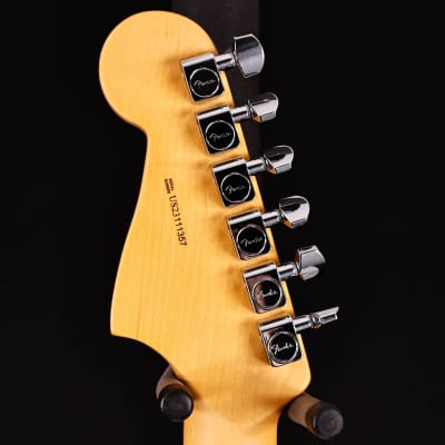 Fender American Professional II Jazzmaster, Rosewood Fb, 3-Color SB 8lbs 9.2oz image 7